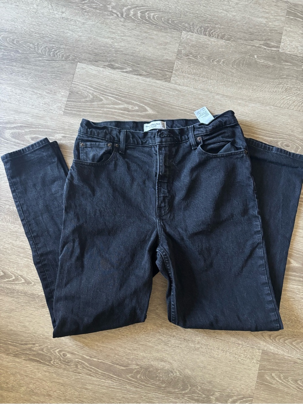 Abercrombie & Fitch 90s Straight High Rise